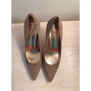 Ralph Lauren Taupe Suede Stiletto Heels 8.5